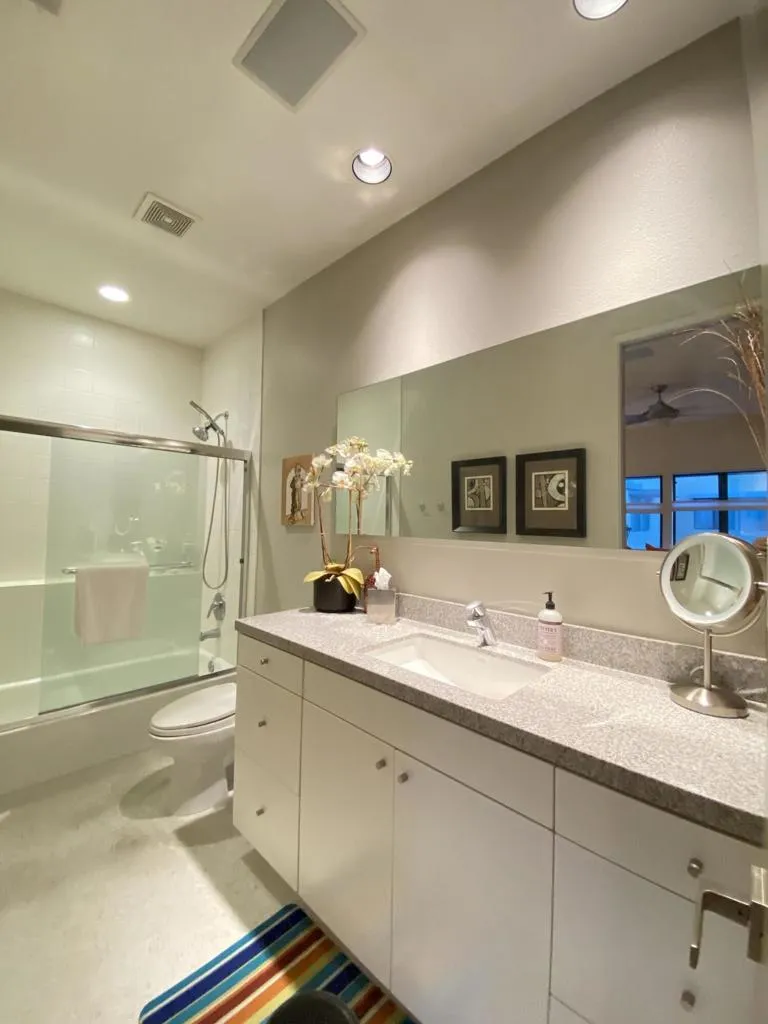 683 E Arenas Road, Palm Springs, California 92262 home-pic-17